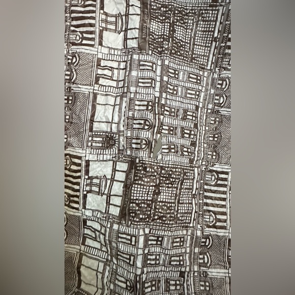 Henri Bendel Wrapping Paper Tissue Paper 🤍🤎 2 sheets - Picture 10 of 14